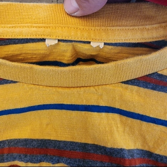 Womens guess crop top size xs - Picture 3 of 3